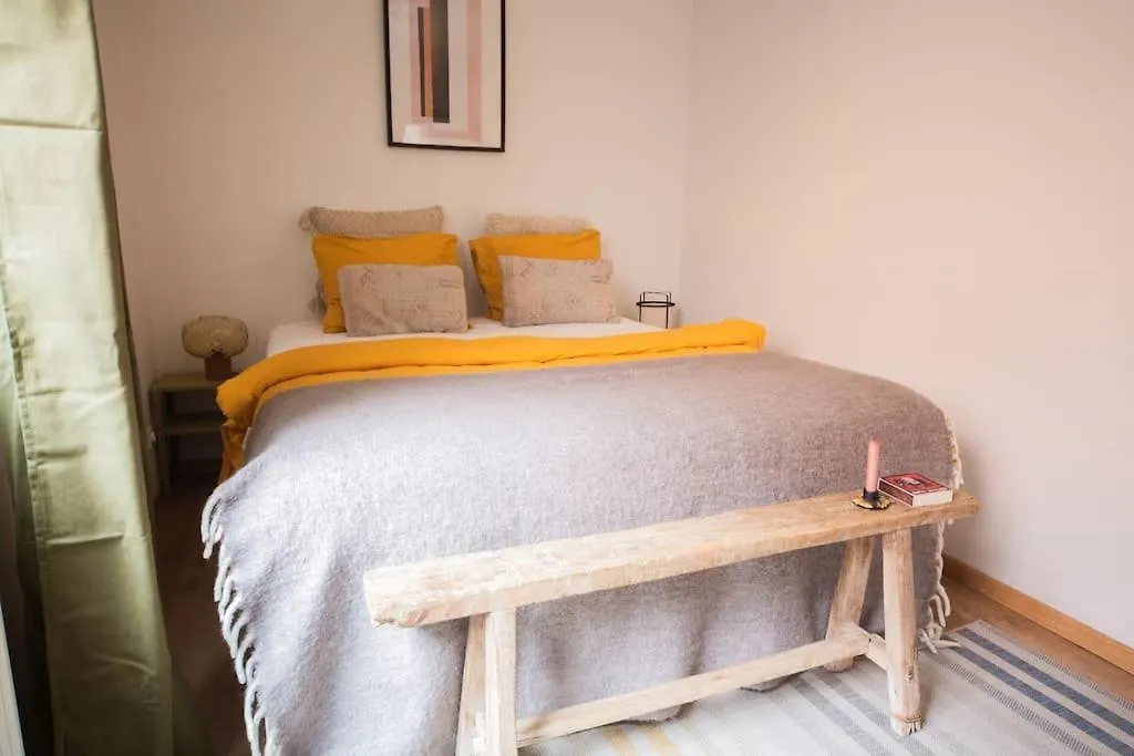 Stay Local In Charming Zuid Area Antwerp Apartment