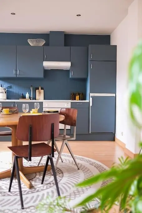 Stay Local In Charming Zuid Area Antwerp Apartment